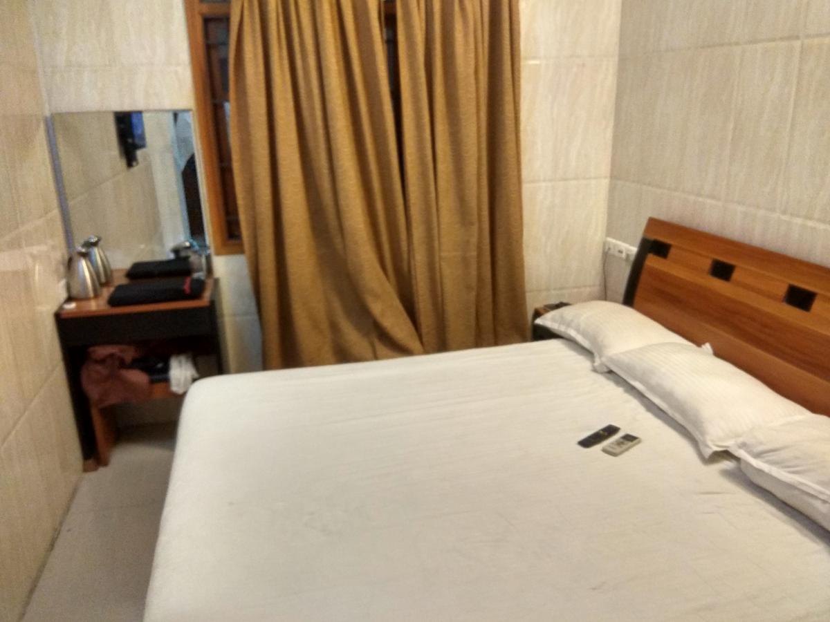 Grand Galaxy Hotel Chennai Esterno foto